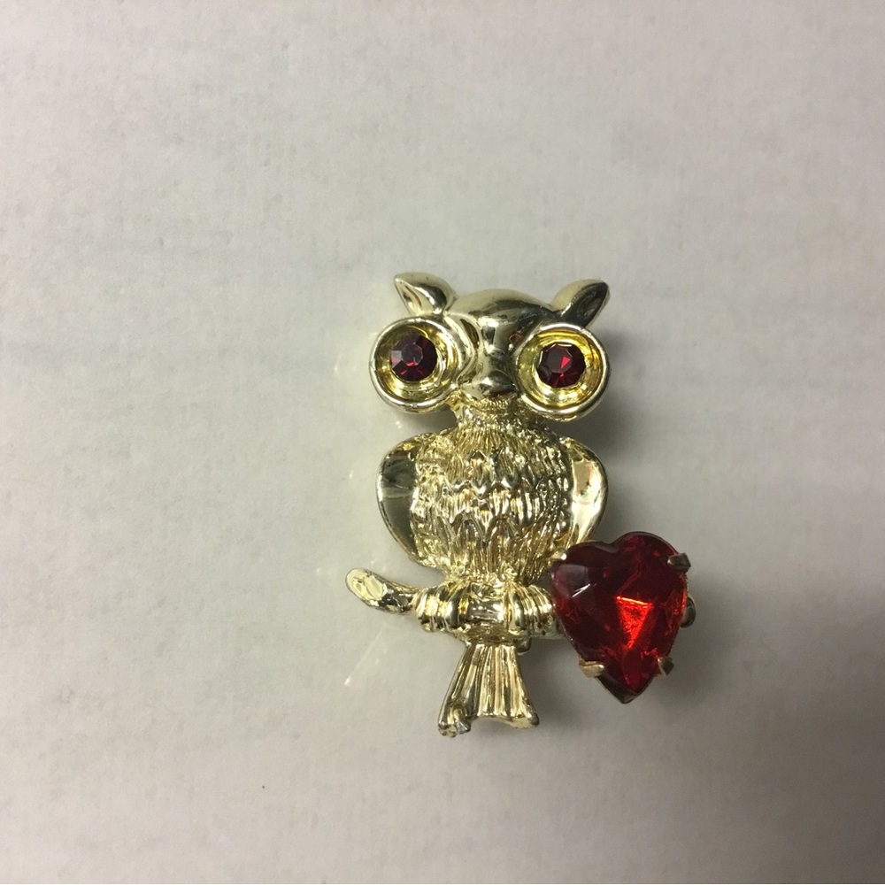 Vintage Signed Judy Lee Owl Pin Red Eyes & Heart Rhinestones.